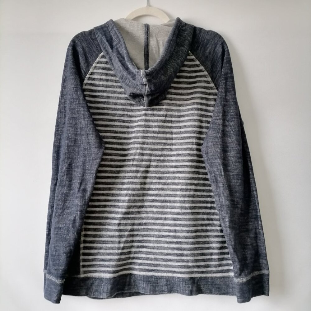 Native Code Women's Blue-Gray Striped Quarter Zip… - image 4